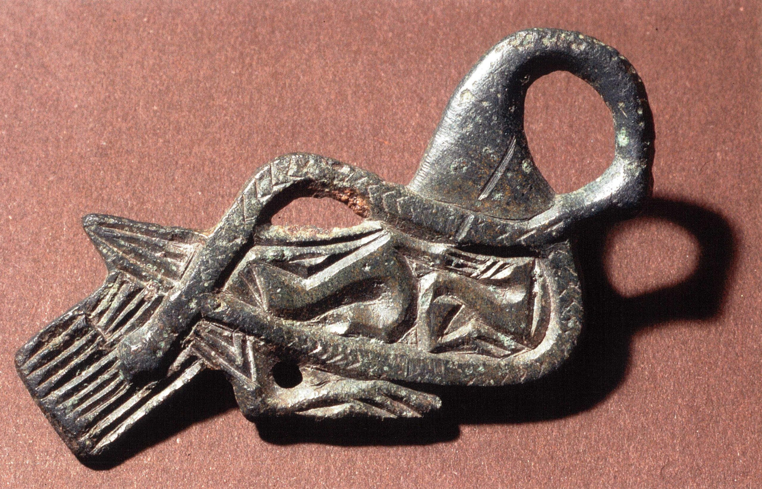 Schwanenfibel Fibel aus altsächsischer Zeit in Form eines Schwans